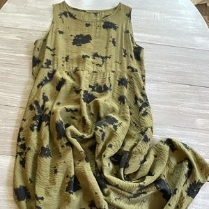 Cut Loose Olive and Black Sleeveless Dress